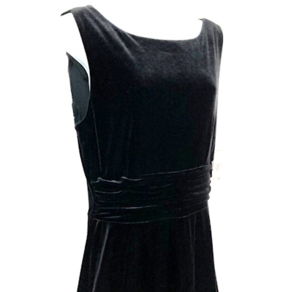 Jessica Howard Fit Flare Sleeveless Black Maxi Velvet Dress, Size 16 - Picture 1 of 9